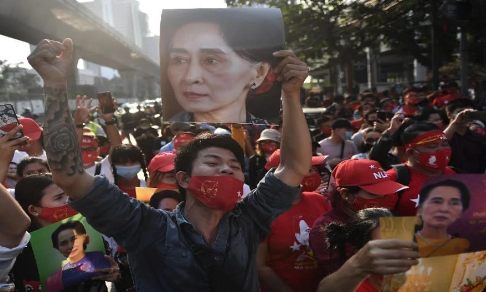 Μιανμάρ- Πραξικόπημα: Πάνω από 125.000 εκπαιδευτικοί σε διαθεσιμότητα